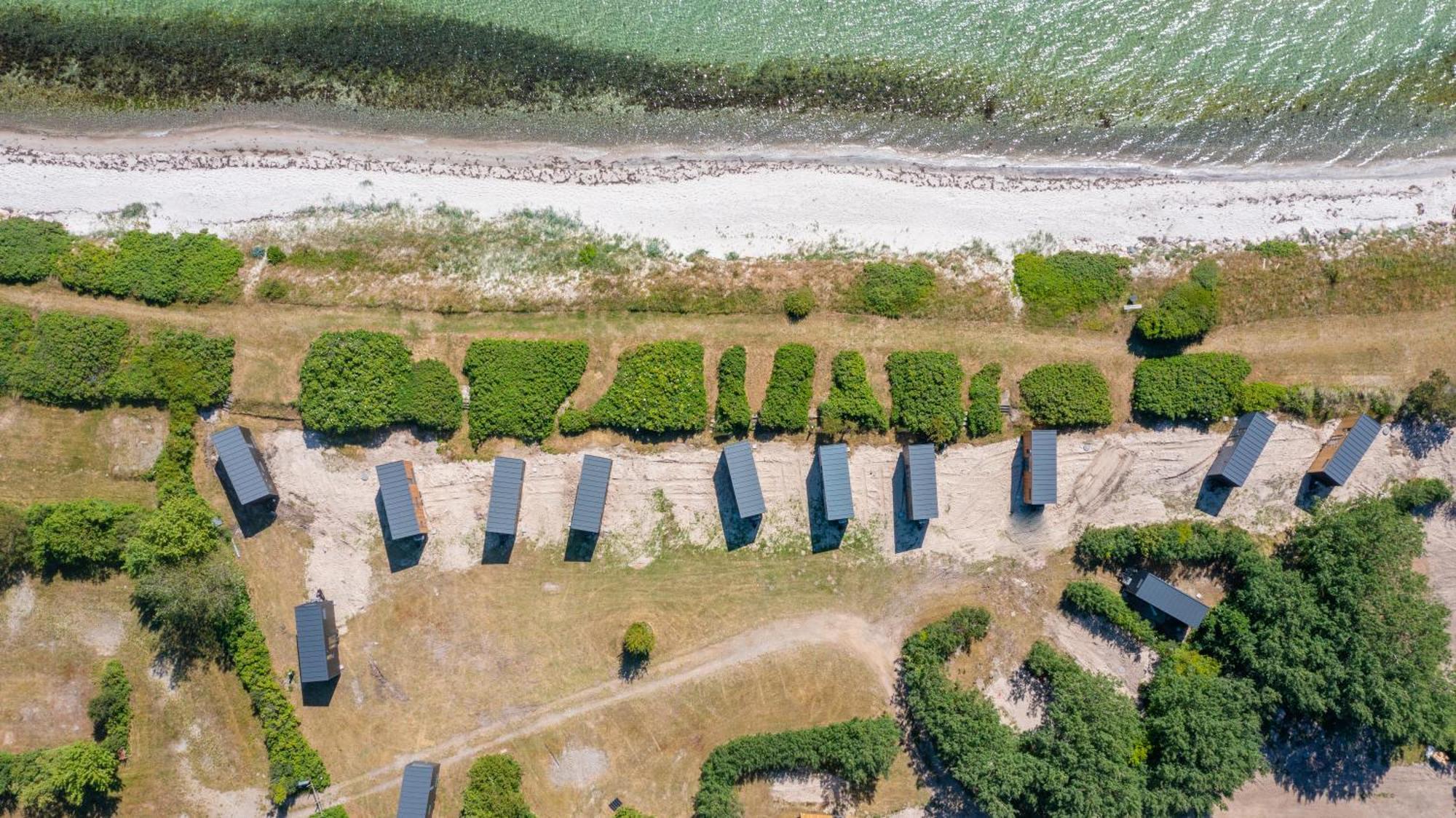 Tiny SeaSide Hotel Osterby  Bagian luar foto